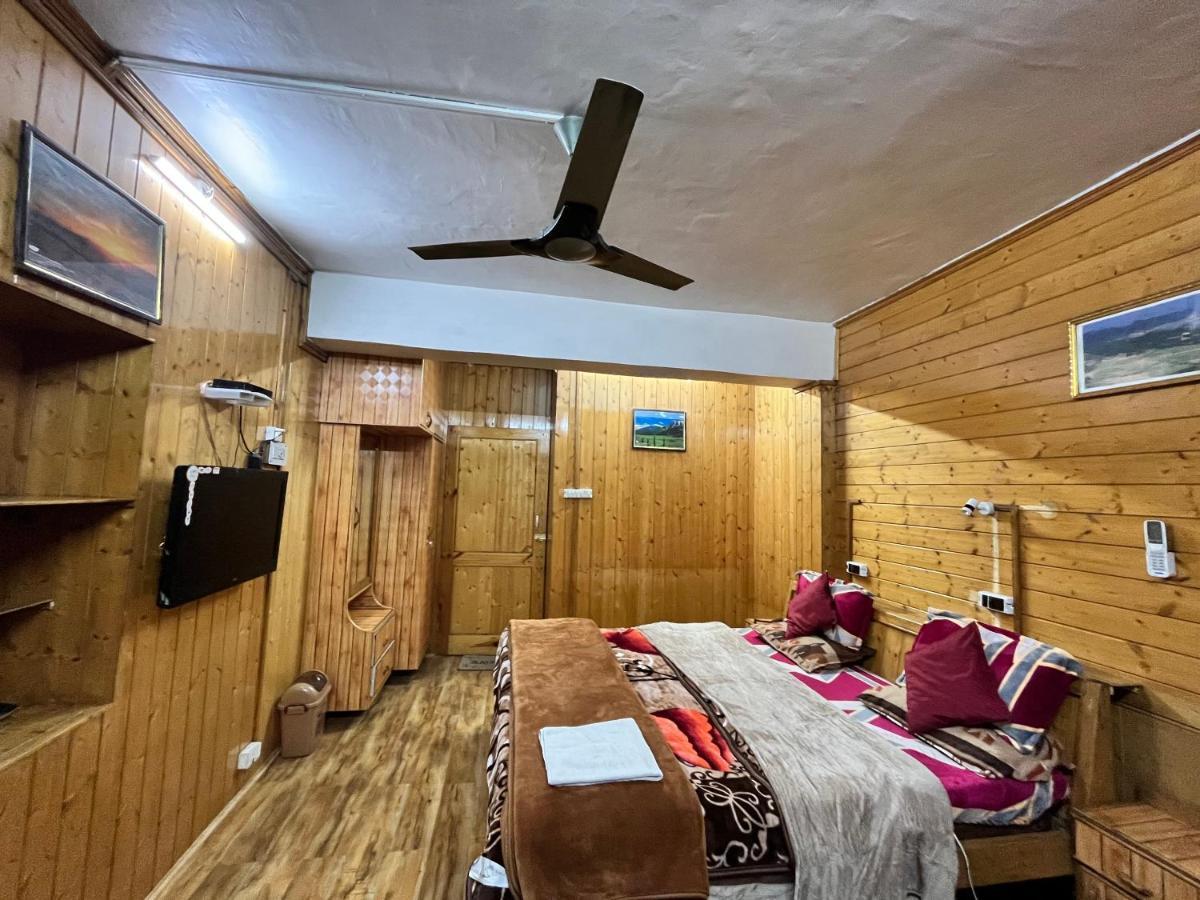 Sun N Shade Guest House Srīnagar Zewnętrze zdjęcie